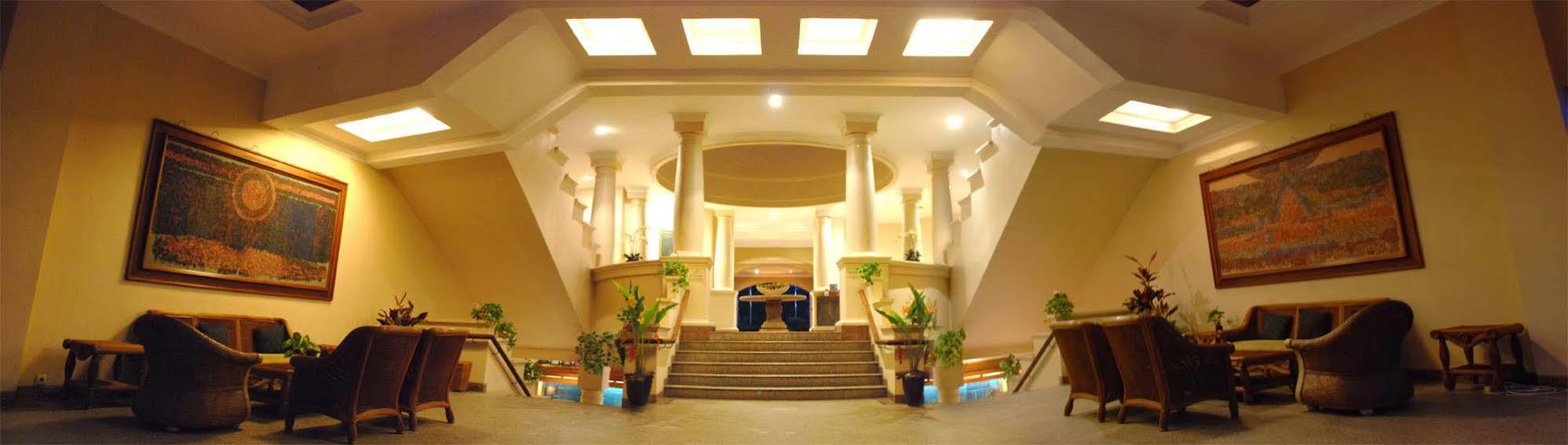 Finna Golf & Country Club Prigen Экстерьер фото