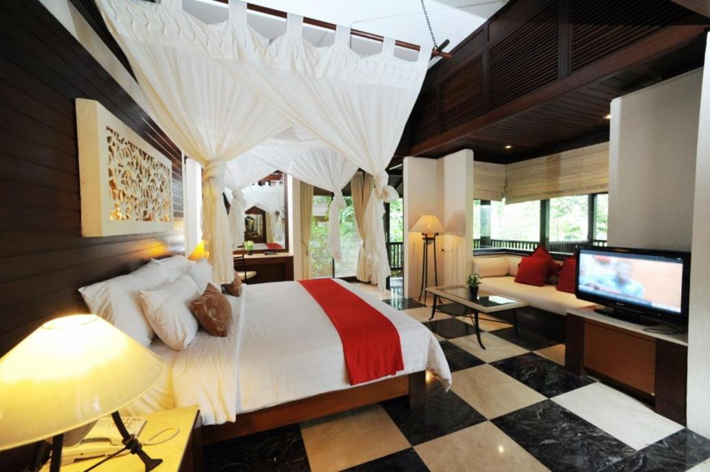 Finna Golf & Country Club Prigen Экстерьер фото